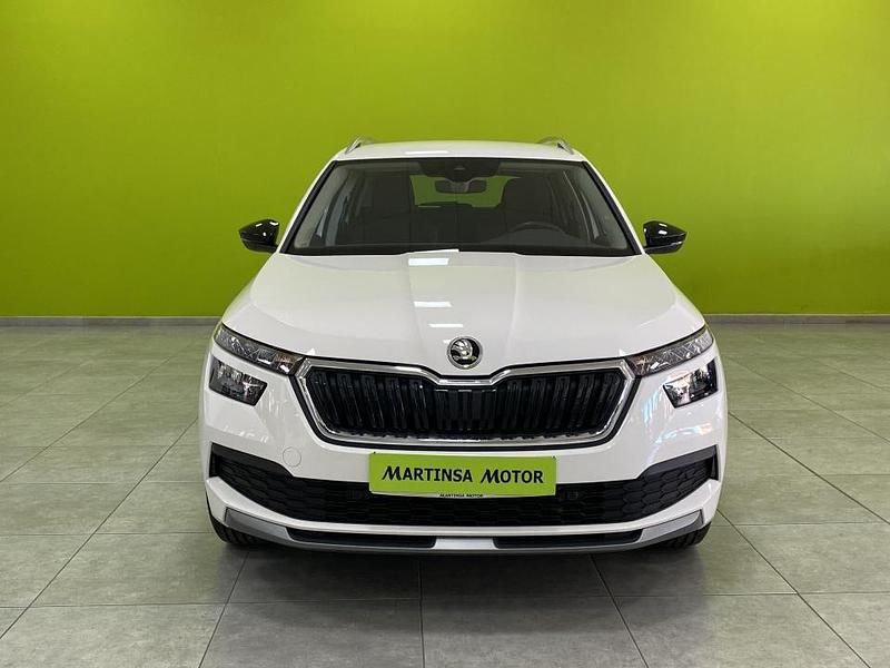Usado Skoda Kamiq 110 CV (80 kW) 2022 Blanco SUV