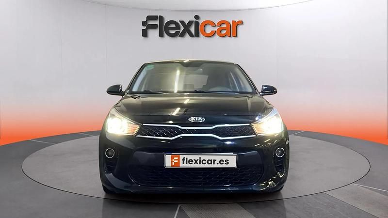 Usado Kia Rio 90 CV (66 kW) 2017 Negro Berlina