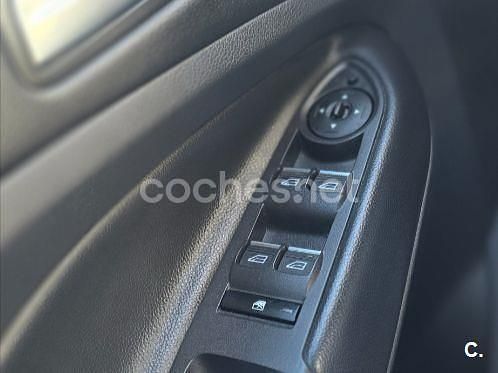 Usado Ford Kuga Business Edition 150 CV (110 kW) 2016 Negro SUV