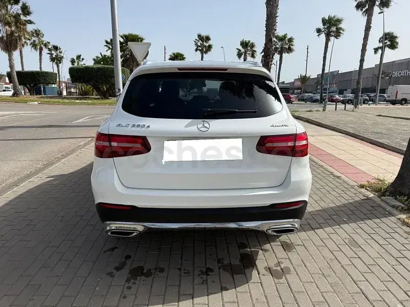 Usado Mercedes GLC250 204 CV (150 kW) 2018 Blanco SUV
