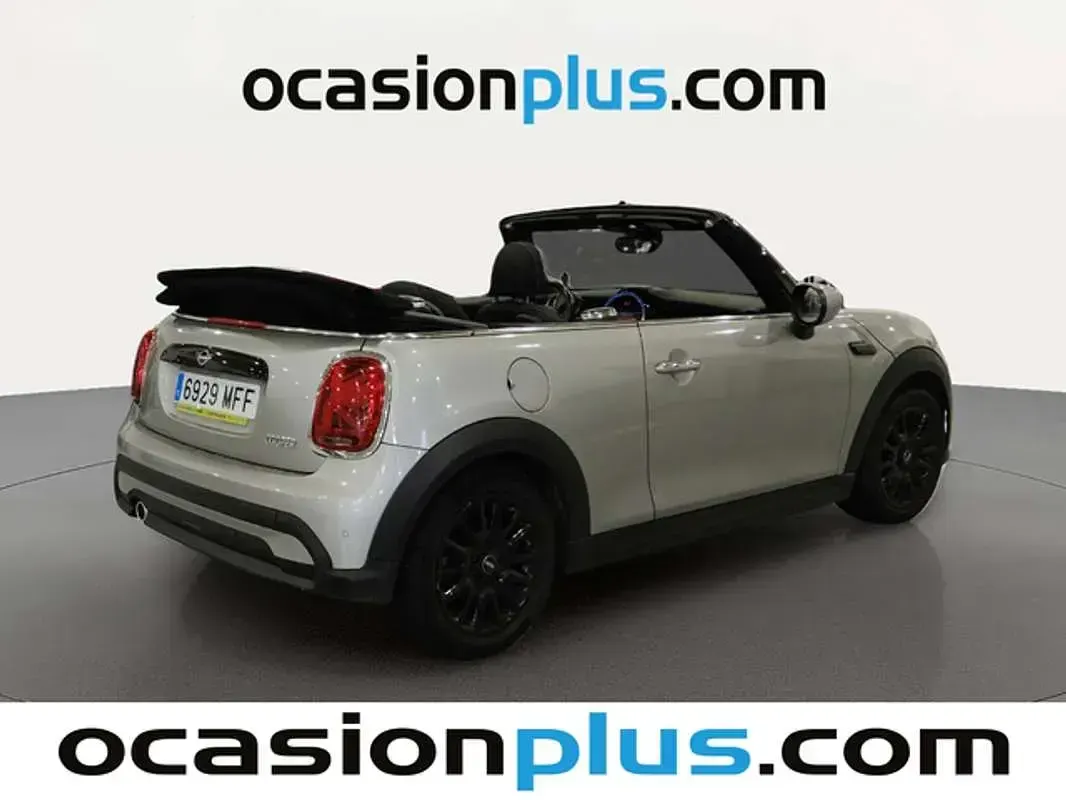 Usado Mini Cooper Cabriolet 136 CV (100 kW) 2023 Plateado Descapotable