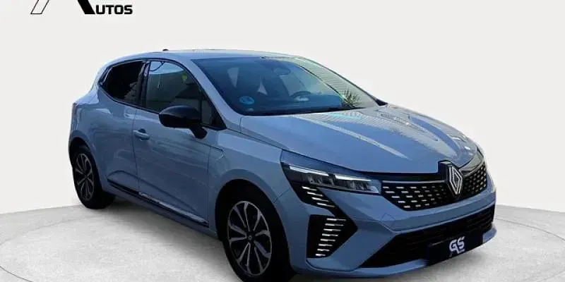Usado Renault Clio Techno 90 CV (66 kW) 2025 Gris Utilitario