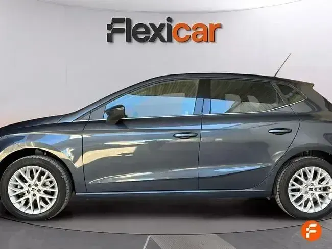 Usado Seat Ibiza XCELLENCE 115 CV (84 kW) 2024 Gris Utilitario