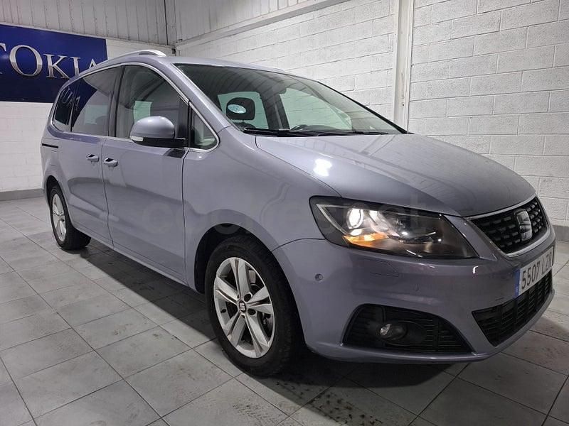 Usado Seat Alhambra 150 CV (110 kW) 2022 Gris / plata Monovolumen