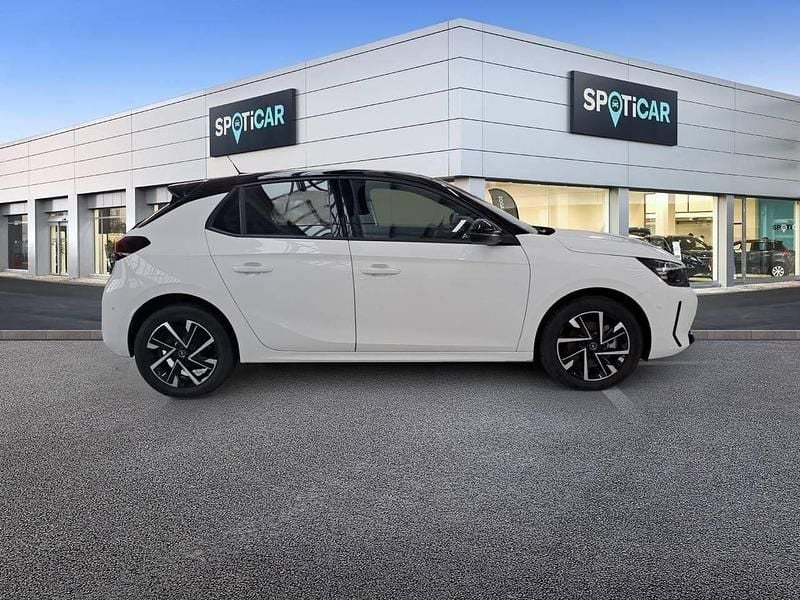 Usado Opel Corsa 101 HP (74 kW) 2024 Branco Sedan