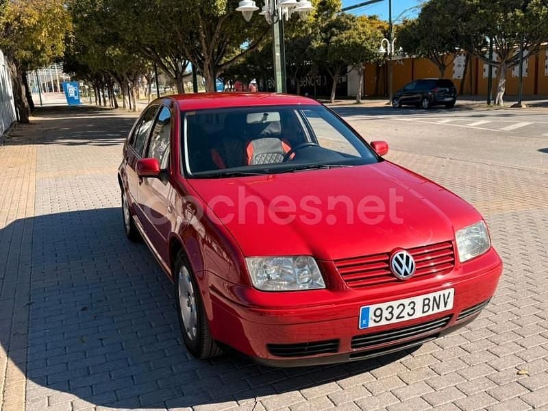 Granate Usado 2001 VW Bora Conceptline Berlina | 2700 € - Imagen 1/4