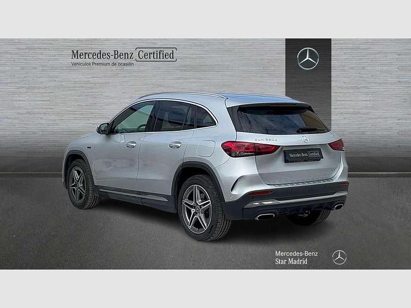 Usado Mercedes GLA250 218 CV (160 kW) 2022 SUV