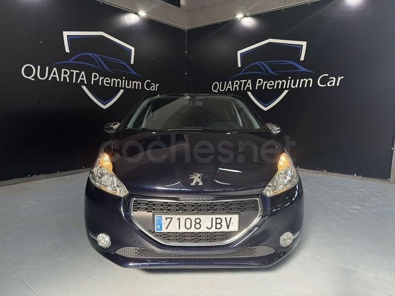Usado Peugeot 208 Access 82 CV (60 kW) 2014 Azul Utilitario