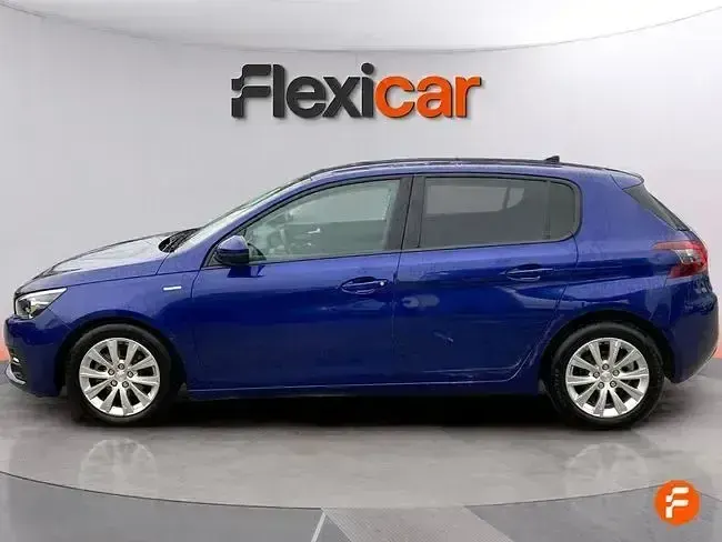 Usado Peugeot 308 Access 110 CV (80 kW) 2020 Azul Berlina