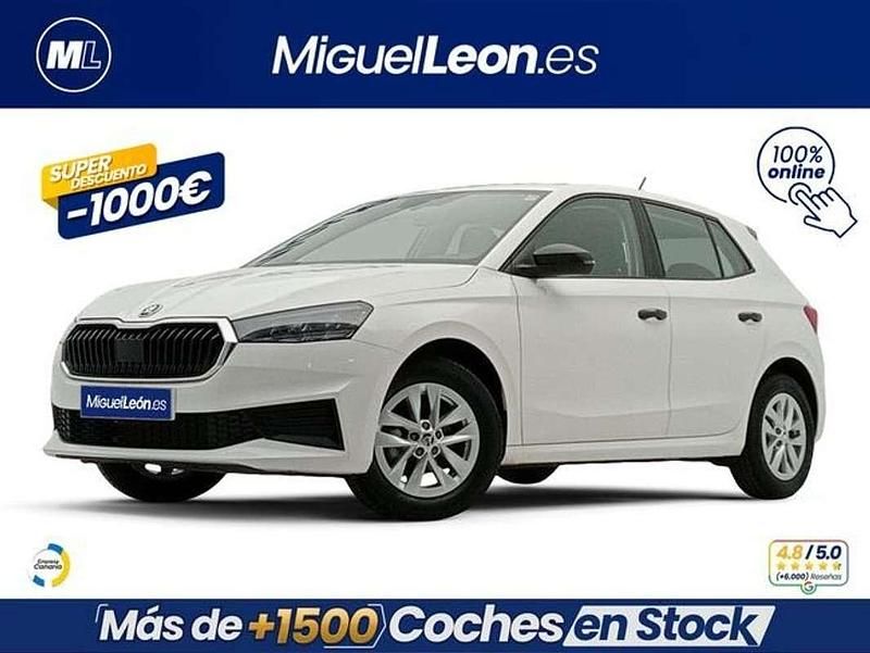 Usado Skoda Fabia Essence 95 CV (69 kW) 2024 Blanco Utilitario