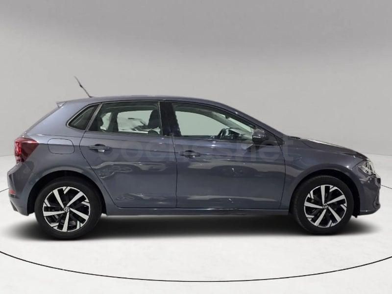 Usado VW Polo 95 CV (69 kW) 2023 Azul Utilitario