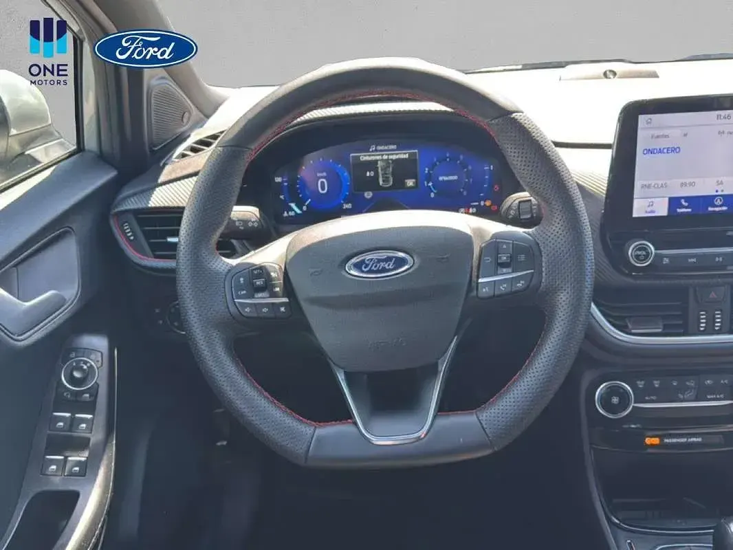 Usado Ford Puma Titanium 125 CV (91 kW) 2023 Plateado SUV