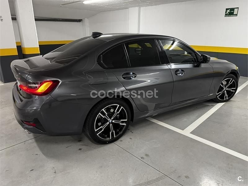 Usado BMW 320e M Sport 190 CV (139 kW) 2022 Gris / plata Berlina