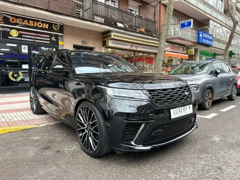 Usado Land Rover Range Rover Velar SVAutobiography 550 CV (404 kW) 2020 Negro SUV