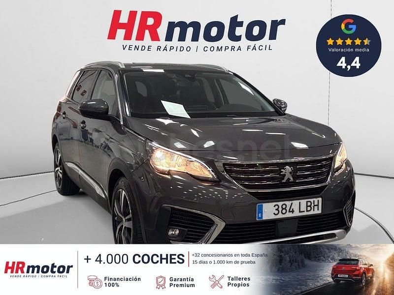 Usado Peugeot 5008 Allure 131 CV (96 kW) 2019 Gris / plata SUV
