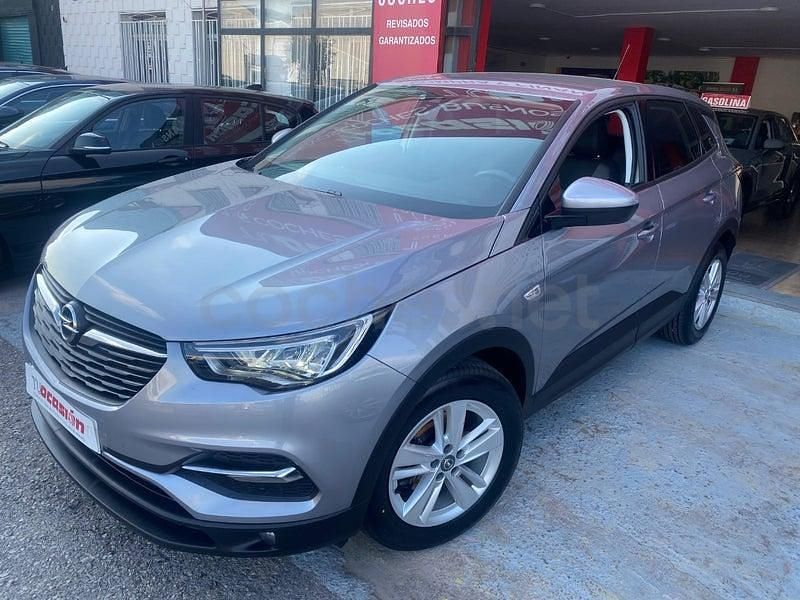 Usado Opel Grandland X Edition 130 CV (95 kW) 2021 Gris / plata SUV