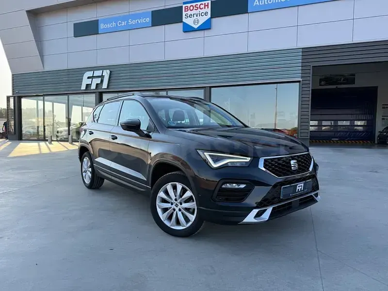 Usado Seat Ateca Style 150 CV (110 kW) 2022 Negro SUV