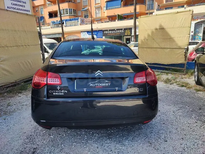 Usado Citroën C5 Exclusive 136 CV (100 kW) 2009 Negro Berlina