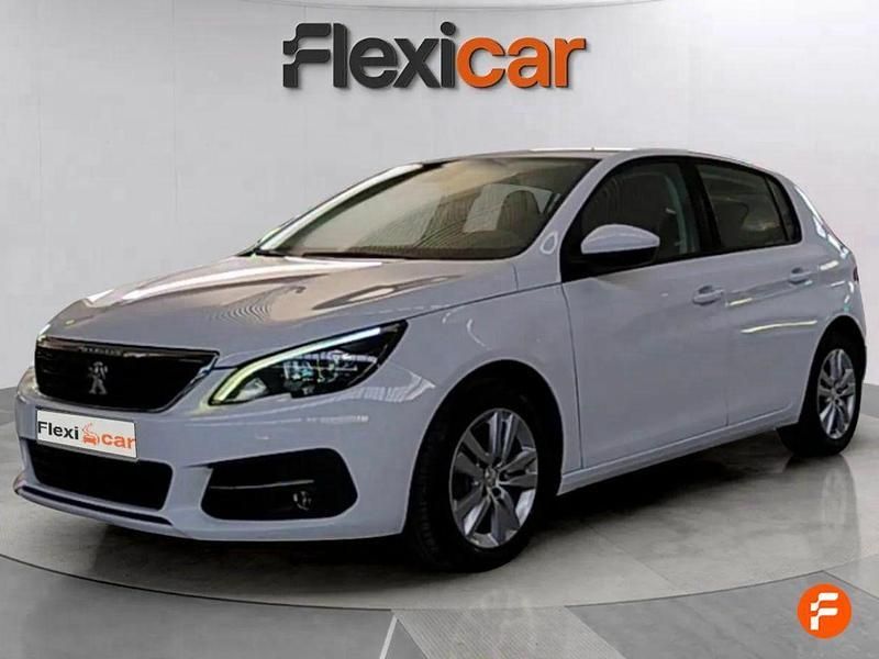 Usado Peugeot 308 Active 130 CV (95 kW) 2021 Blanco Berlina