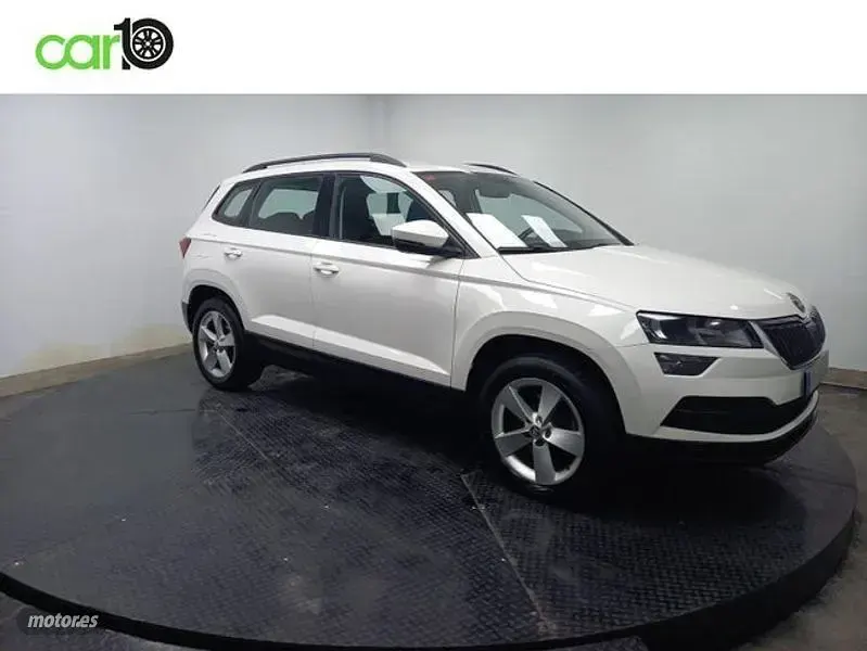 Usado Skoda Karoq Ambition 150 CV (110 kW) 2021 Blanco SUV