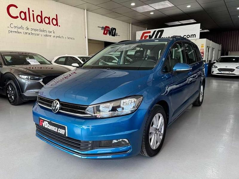 Azul Usado 2020 VW Touran Business Monovolumen | 22.900 € (Caro) - Imagen 1/4
