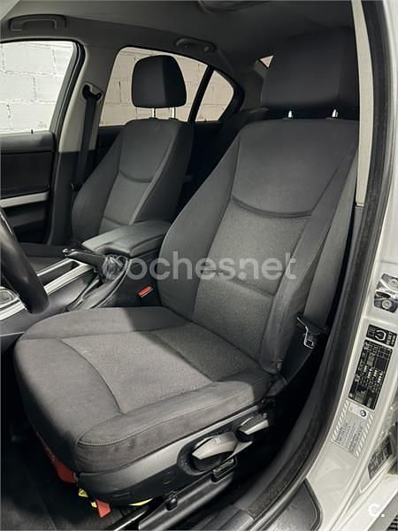 Usado BMW 320 163 CV (119 kW) 2004 Gris / plata Berlina