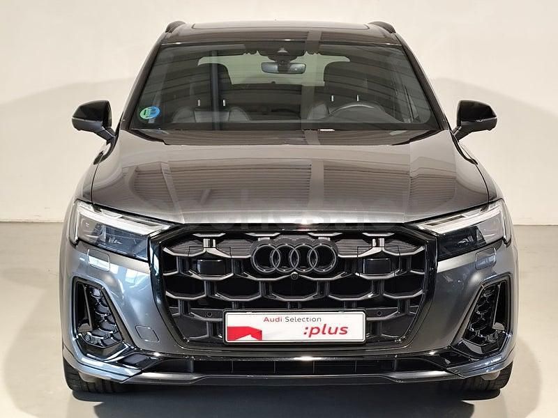 Usado Audi Q7 286 CV (210 kW) 2025 Gris / plata SUV