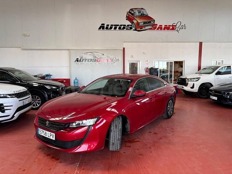 Usado Peugeot 508 Allure 130 CV (95 kW) 2021 Rojo Berlina