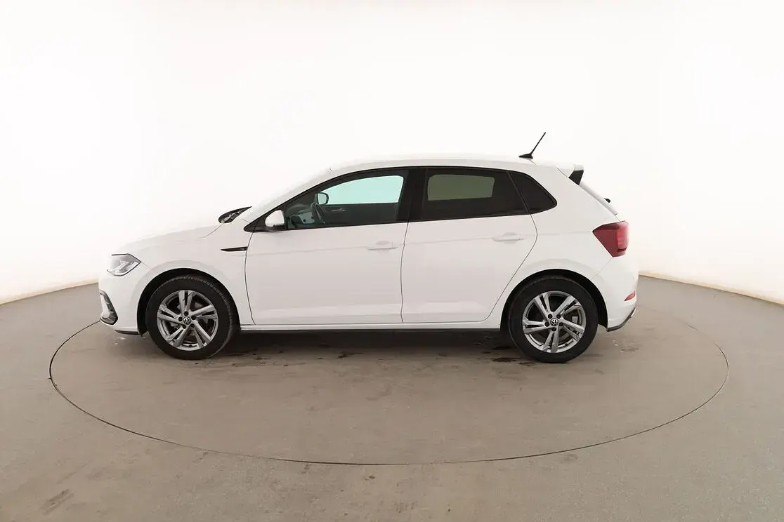 Usado VW Polo R-line 95 CV (69 kW) 2021 Blanco Utilitario