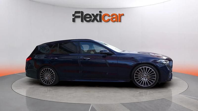 Usado Mercedes C220 200 HP (147 kW) 2022 Azul Carrinha