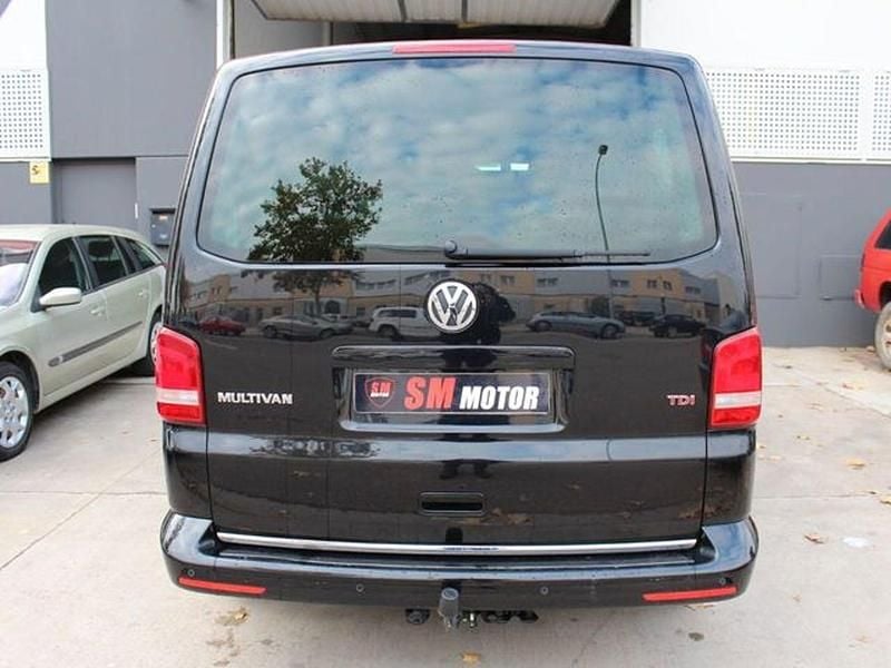 Usado VW Multivan Highline 180 CV (132 kW) 2014 Negro Monovolumen
