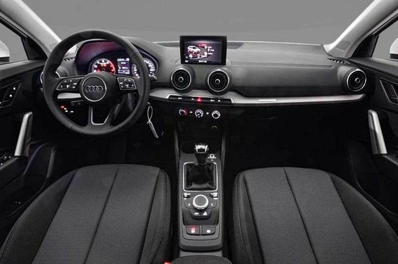 Usado Audi Q2 110 HP (80 kW) 2023 Branco SUV