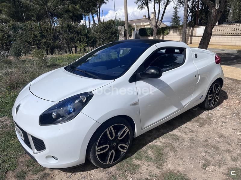 Usado Renault Wind Dynamique 100 CV (73 kW) 2012 Blanco Coupe
