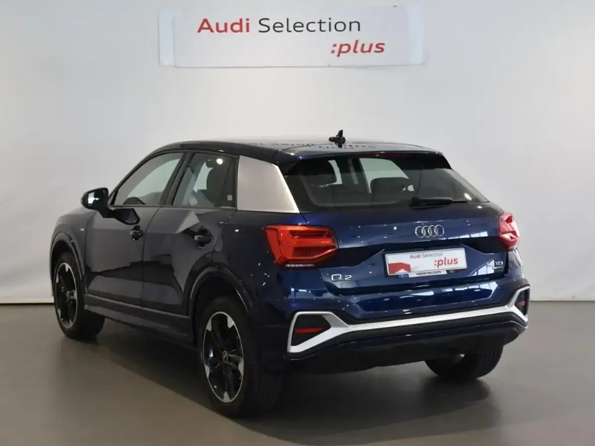 Usado Audi Q2 S-Line 150 CV (110 kW) 2022 Azul SUV