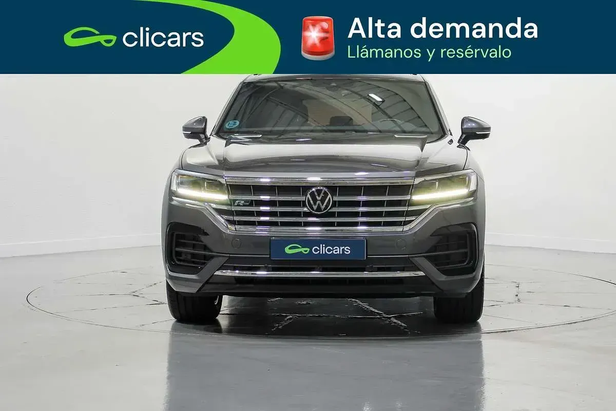 Usado VW Touareg R-line 231 CV (169 kW) 2020 Gris SUV