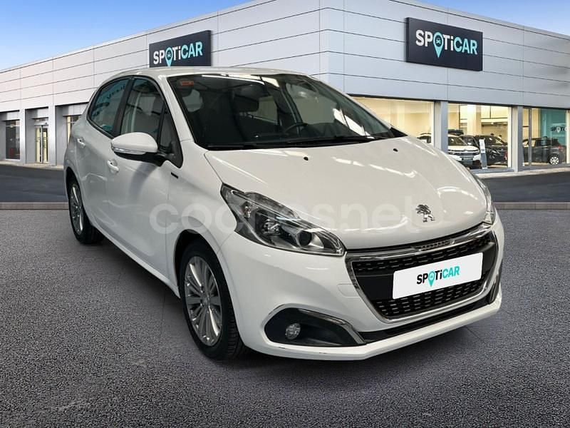 Usado Peugeot 208 Signature Sky 2018 Utilitario