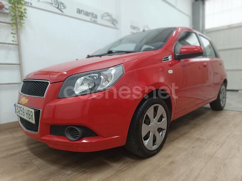 Usado Chevrolet Aveo LT 86 CV (63 kW) 2011 Rojo Berlina