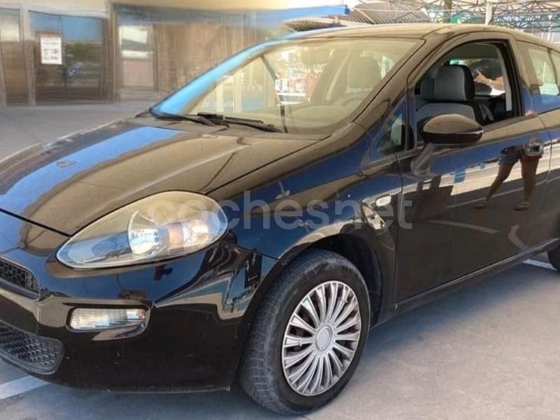 Negro Usado 2013 Fiat Punto Easy Berlina | 3490 € (Super precio) - Imagen 1/4