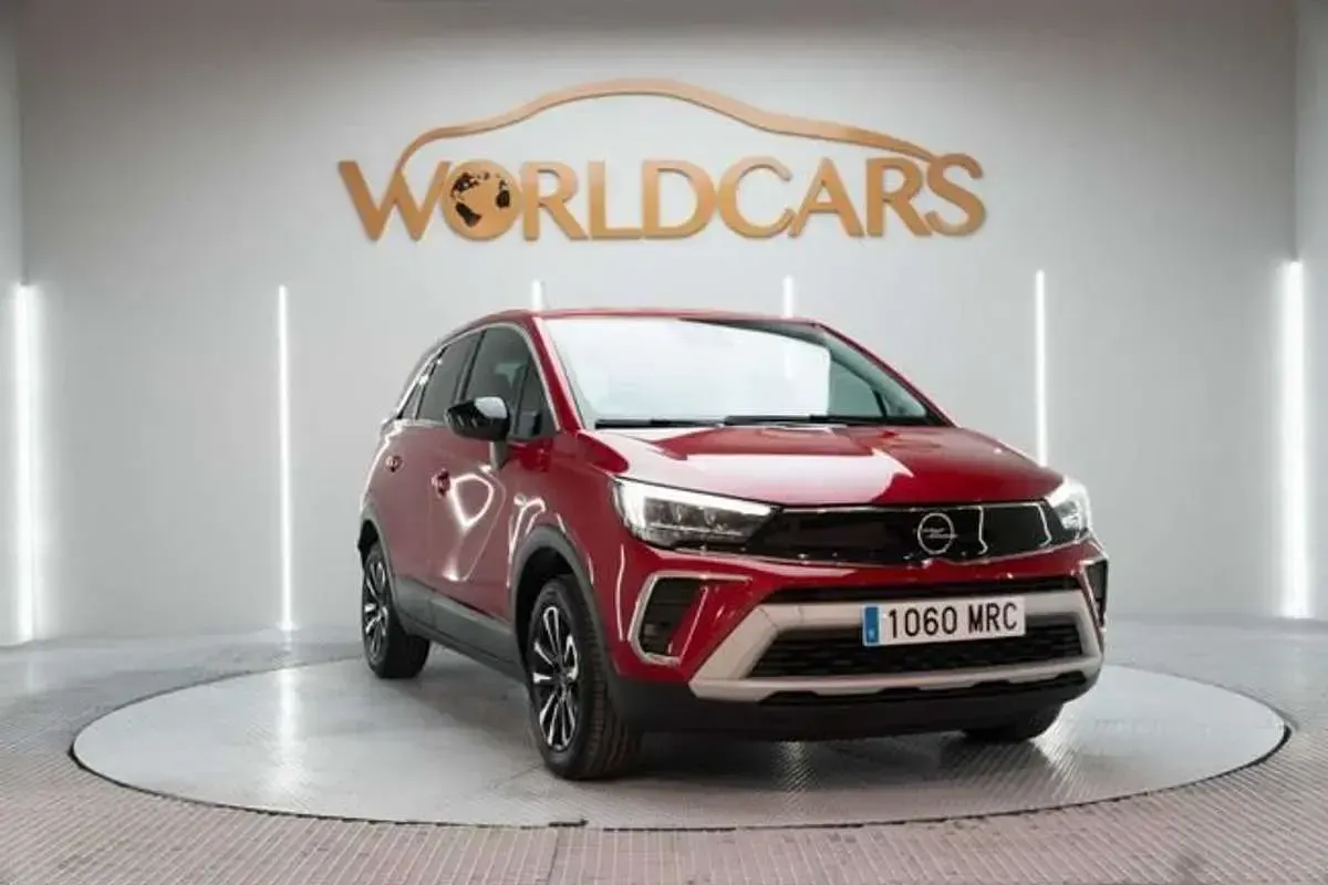 Usado Opel Crossland X Elegance 110 CV (80 kW) 2024 Rojo SUV