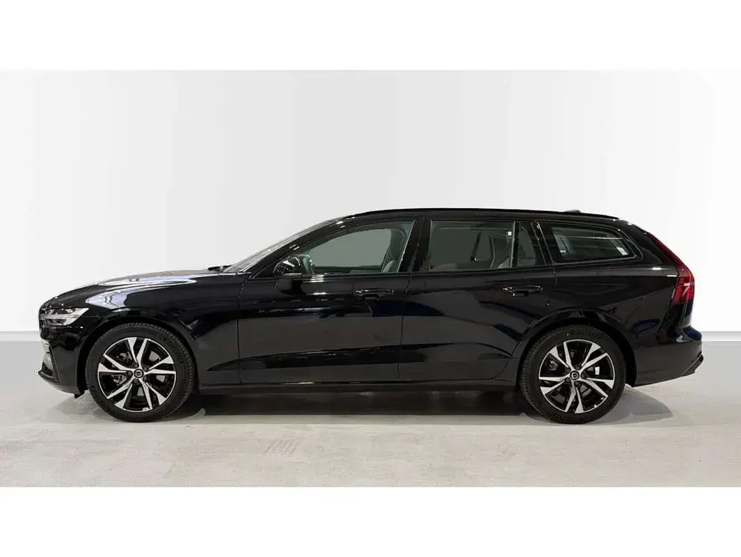 Nuevo Volvo V60 Plus 197 CV (144 kW) 2025 Negro Familiar