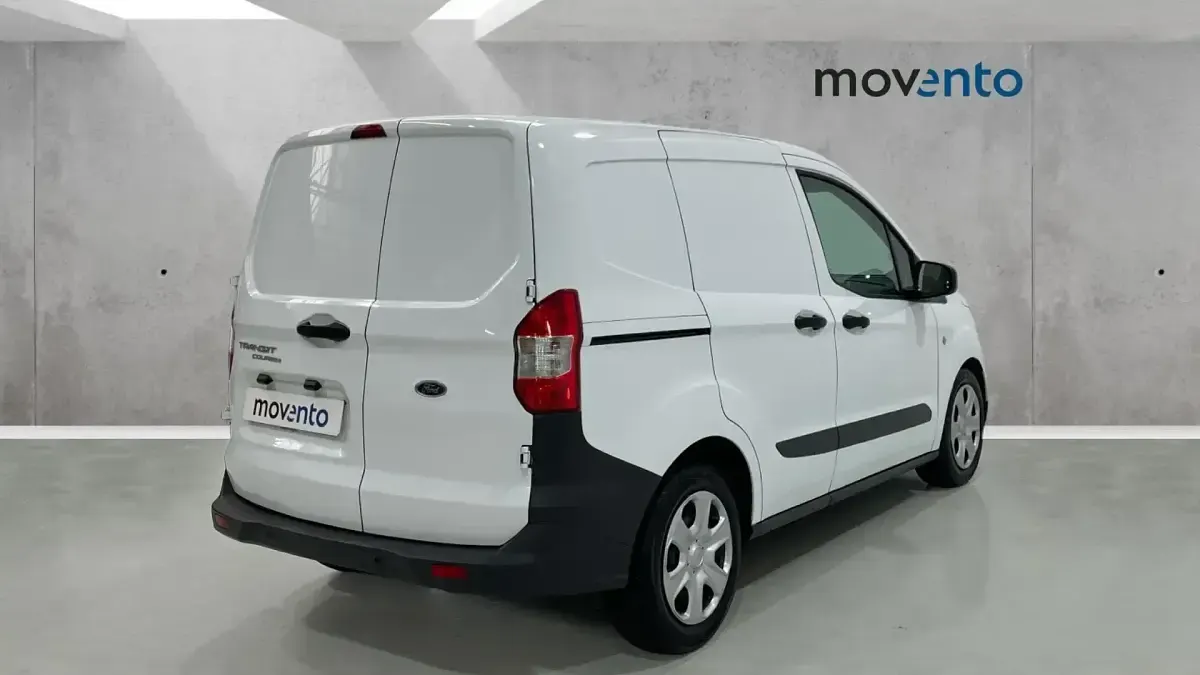 Usado Ford Transit Trend 75 CV (55 kW) 2021 Blanco Utilitario