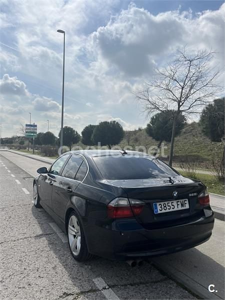 Usado BMW 325 218 CV (160 kW) 2007 Negro Berlina