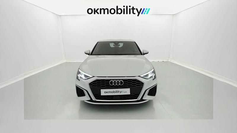 Usado Audi A3 Sportback e-tron S-Line 150 CV (110 kW) 2024 Gletscherweiss metallic Utilitario