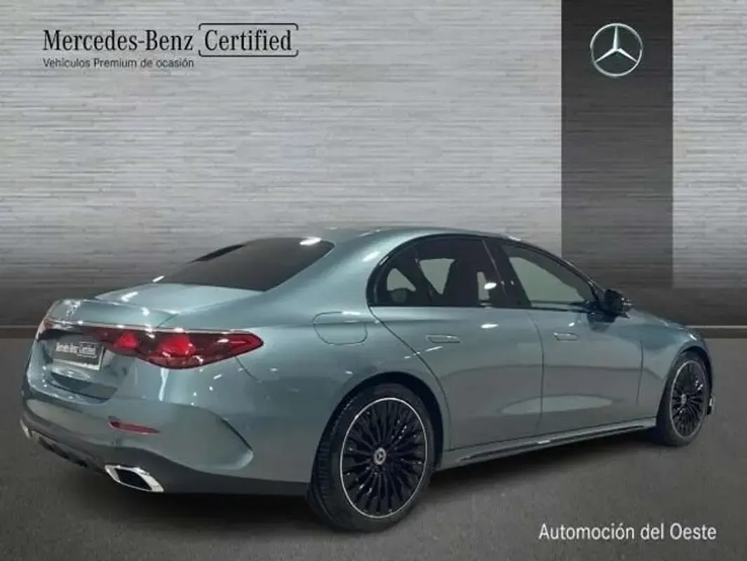 Usado Mercedes E220 197 CV (144 kW) 2025 Verde Berlina