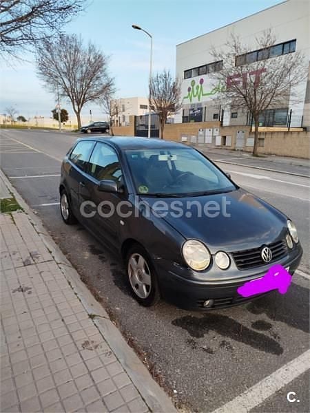 Azul Usado 2003 VW Polo Trendline Berlina | 650 € (Super precio) - Imagen 1/4