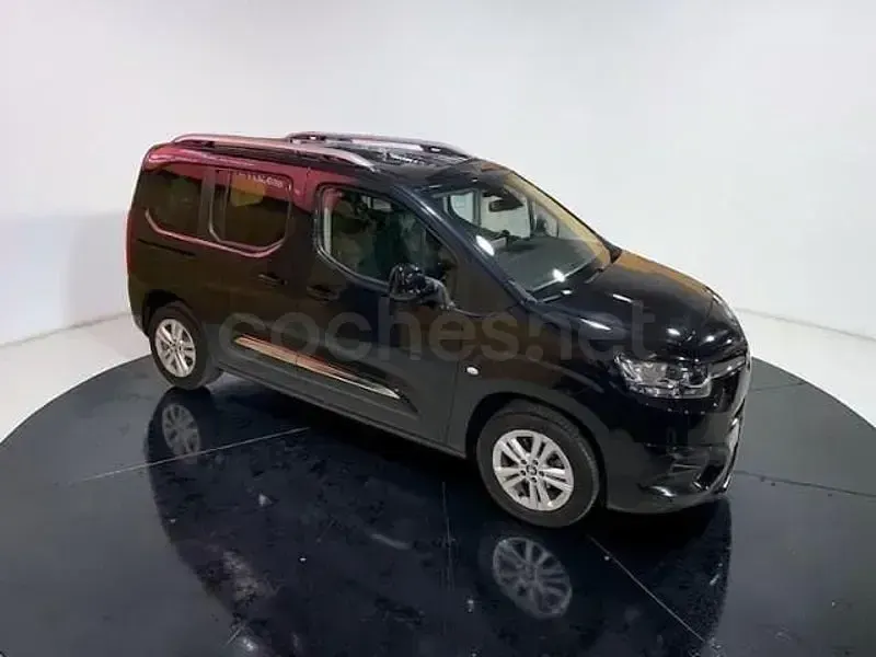 Usado Toyota Proace Verso Active 110 CV (80 kW) 2022 Negro Familiar