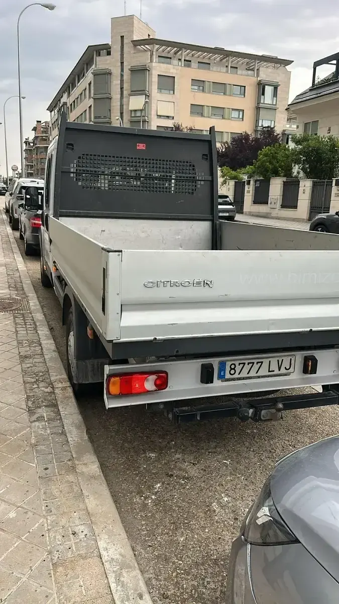 Usado Citroën Jumper 140 CV (102 kW) 2021 Blanco Monovolumen