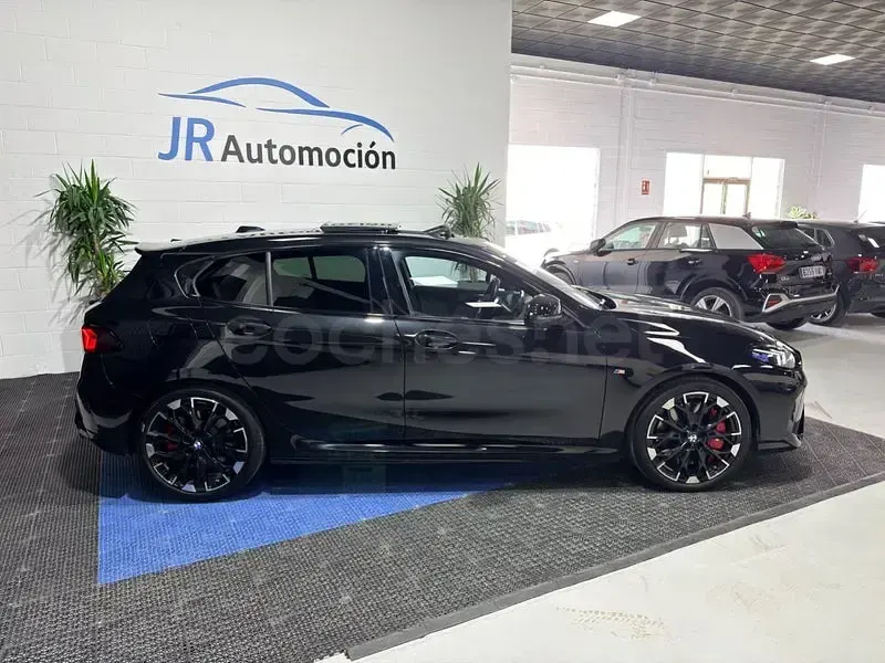 Usado BMW M135 Comfort Edition 300 CV (220 kW) 2025 Negro Utilitario