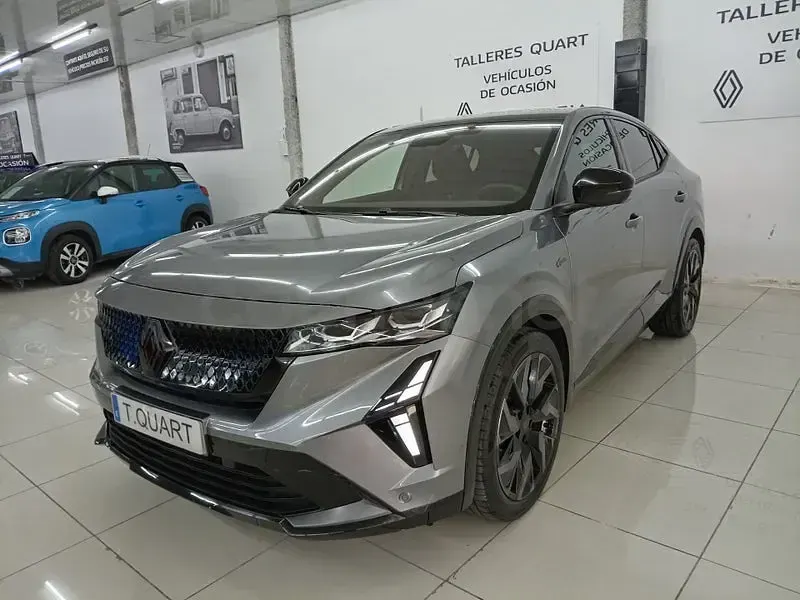 Usado Renault Rafale Esprit Alpine 200 CV (147 kW) 2025 Gris / plata SUV