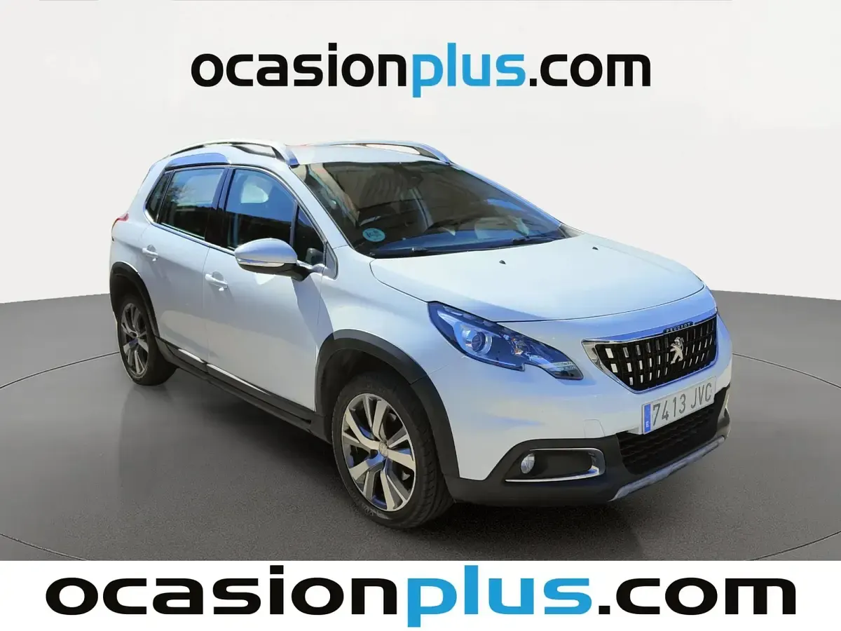 Usado Peugeot 2008 Allure 120 CV (88 kW) 2016 Blanco SUV